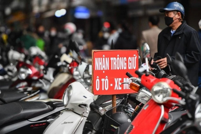 Trong những ngày đầu năm mới, các điểm giữ xe luôn quá tải Trong những ngày đầu năm mới, các điểm giữ xe luôn quá tải