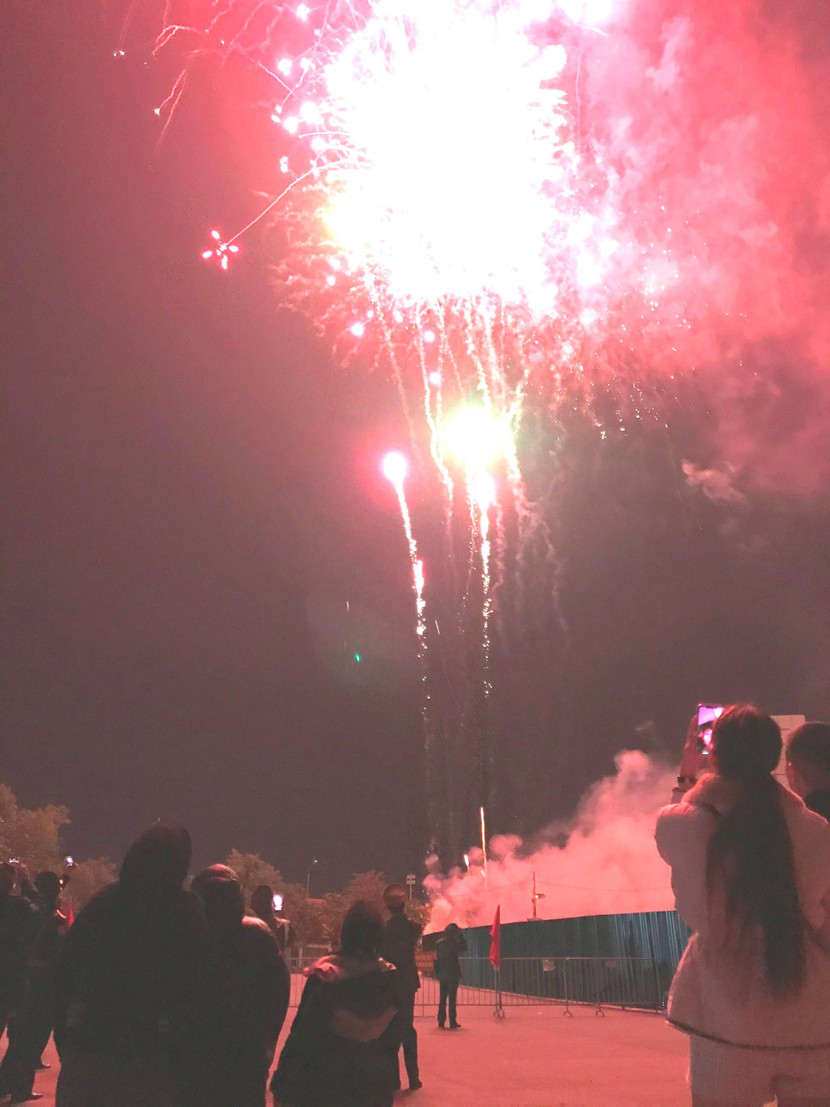 Khoảnh khắc 'giao thừa' thiêng liêng được mọi người dân đón chờ đã đến