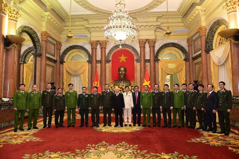 Các đại biểu tham dự lễ thăng cấp bậc hàm Thượng tướng đối với Thứ trưởng Nguyễn Văn Sơn