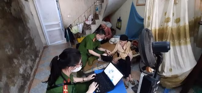 Nhiều trường hợp người cao tuổi, bệnh tật được phục vụ tận nhà