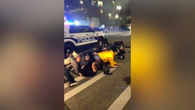 Hình ảnh trích từ đoạn clip