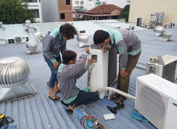 Nhân viên của Vincool tác nghiệp tại TPHCM