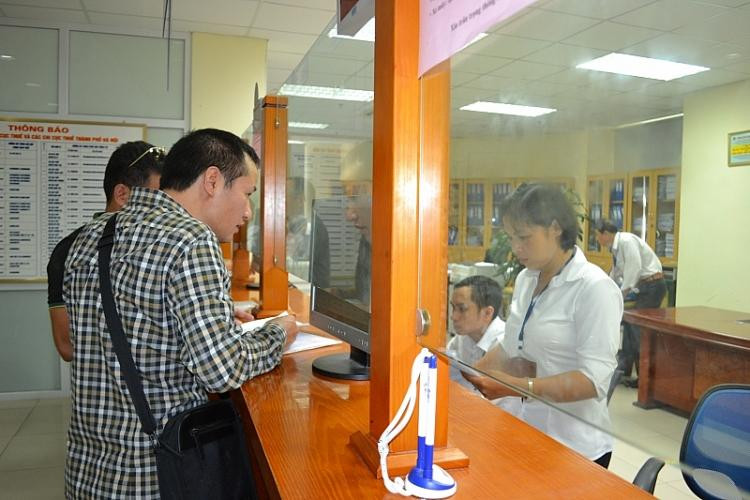 Hàng loạt doanh nghiệp bị cưỡng chế ngưng sử dụng hóa đơn do nợ thuế quá hạn (Ảnh minh họa)