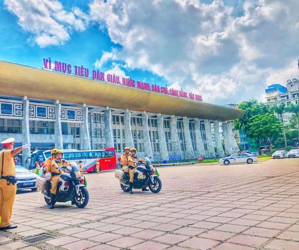 Lực lượng CSGT tổ chức diễn tập các phương án đón, dẫn, đảm bảo ATGT phục vụ các kỳ cuộc lớn diễn ra trên địa bàn TP