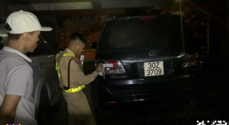 Việc kiểm tra của CSGT đã góp phần ngăn chặn TNGT Việc kiểm tra của CSGT đã góp phần ngăn chặn TNGT