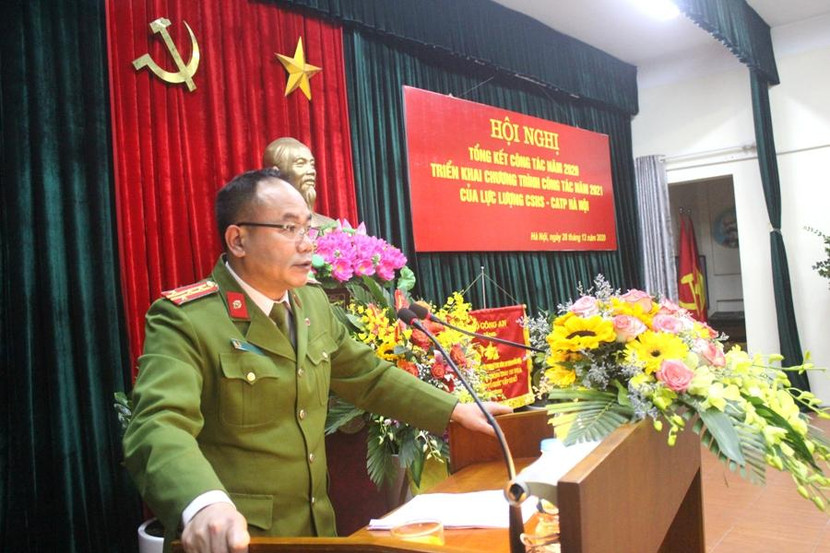 Đại tá Nguyễn Thanh Tùng, Phó Giám đốc CATP Hà Nội phát biểu chỉ đạo tại Hội nghị