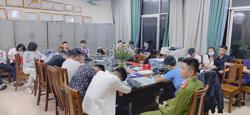 Có 30 "dân chơi" dương tính với ma túy sau khi bị cơ quan Công an kiểm tra Có 30 "dân chơi" dương tính với ma túy sau khi bị cơ quan Công an kiểm tra