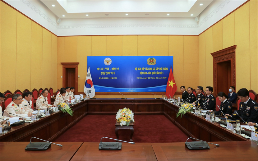 Toàn cảnh hội nghị