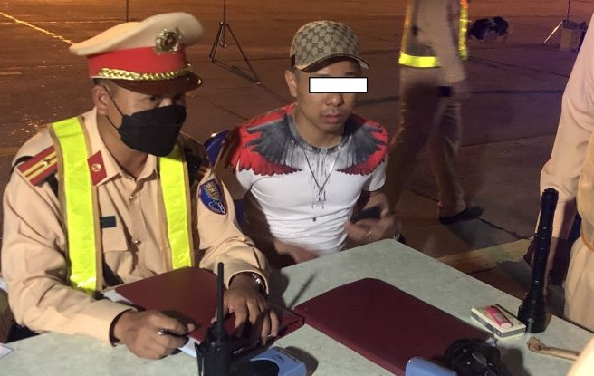 Lực lượng CSGT tăng cường kiểm tra xử lý vi phạm liên quan đến ma túy, rượu bia của lái xe