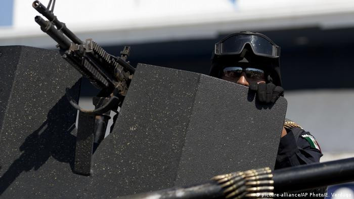 Các lực lượng gồm quân đội, Vệ binh Quốc gia, cảnh sát tiểu bang… lập tức được điều động sau vụ tấn công