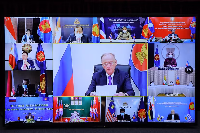 Các đại biểu tham dự hội nghị Các đại biểu tham dự hội nghị