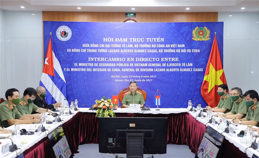 Toàn cảnh hội đàm tại điểm cầu Hà Nội