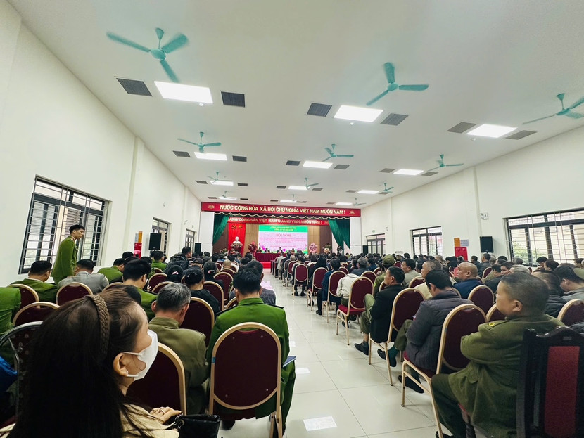 Hơn 300 đại biểu dự hội nghị Hơn 300 đại biểu dự hội nghị