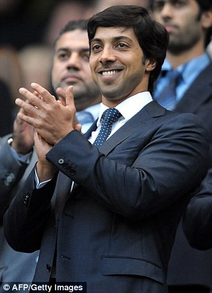  Vừa rời M.U, Gill quay lại "trả thù" Man City ảnh 3