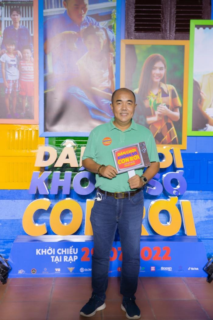 Đạo diễn Quốc Thuận Đạo diễn Quốc Thuận