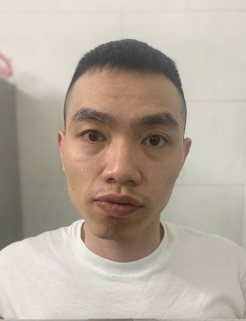 Hành tung bất ngờ của kẻ tàng trữ ma túy ở khách sạn trên phố Tuệ Tĩnh ảnh 1