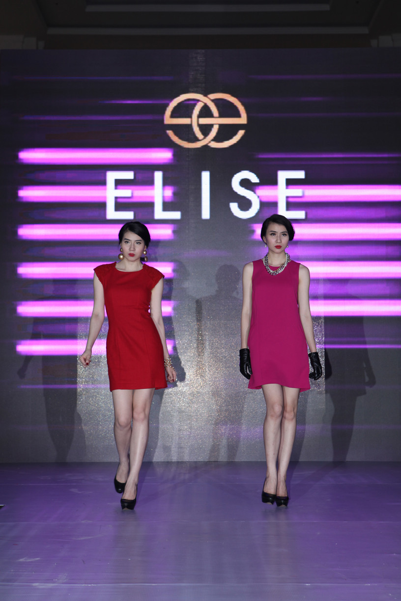 Xem siêu mẫu Việt trình diễn thời trang trong…lòng đất ảnh 5