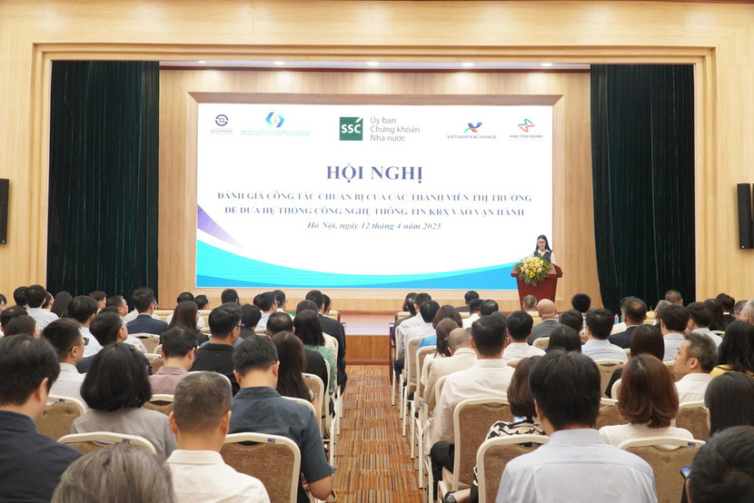 Ủy ban Chứng khoán họp với các thành viên vận hành về công tác chuẩn bị vận hành hệ thống mới Ủy ban Chứng khoán họp với các thành viên vận hành về công tác chuẩn bị vận hành hệ thống mới