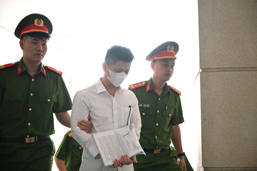 Nguyễn Duy Hưng, Chủ tịch HĐQT Tập đoàn Thuận An bị dẫn giải ra toà