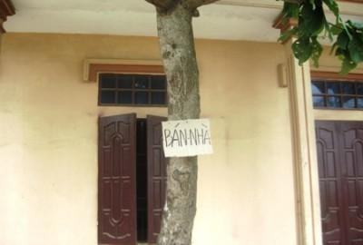 Theo Luật Cư trú 2020, một trong những trường hợp bị xóa hộ khẩu là bán nhà (ảnh minh họa)