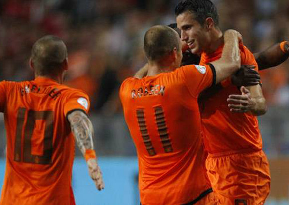 Anh thắng giòn giã, Italia vã mồ hôi ảnh 3