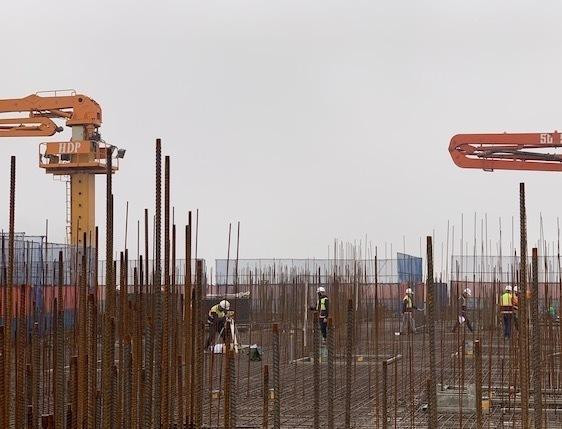 Những công trình xây dựng được thi công trong thời gian giãn cách, phải triệt để tuân thủ quy định (ảnh minh họa) Những công trình xây dựng được thi công trong thời gian giãn cách, phải triệt để tuân thủ quy định (ảnh minh họa)