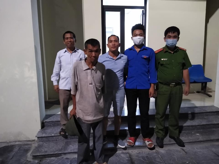 Ông Tường đã đoàn tụ an toàn với người thân