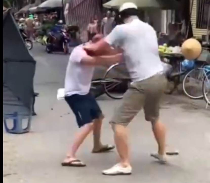 Hình ảnh đối tượng Trí đánh anh P. Hình ảnh đối tượng Trí đánh anh P.