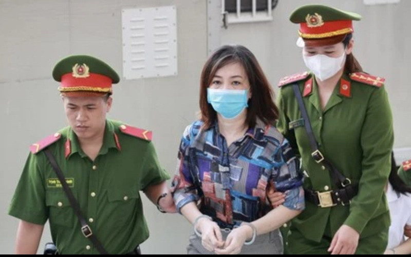 Bị can Phạm Bích Hằng. Bị can Phạm Bích Hằng.