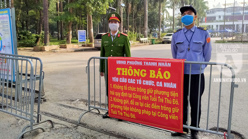 Chốt nhắc nhở, yêu cầu phương tiện ô tô không vào bãi trông giữ trái phép