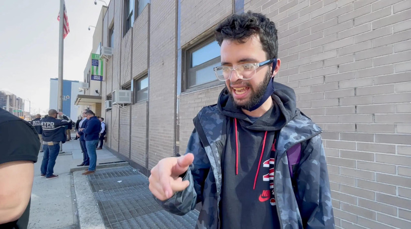 Gjeloshi cảm thấy may mắn vì không bị thương