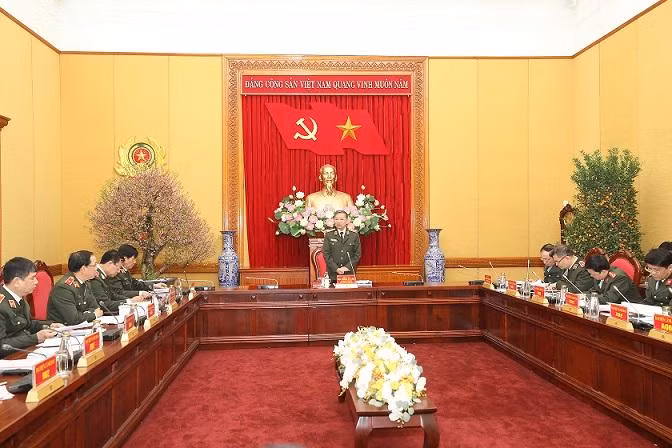 Bộ trưởng Tô Lâm chủ trì buổi làm việc