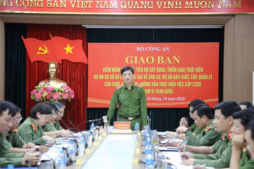 Thiếu tướng - Thứ trưởng Nguyễn Duy Ngọc phát biểu chỉ đạo hội nghị