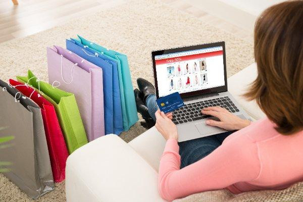 Thanh toán không dùng tiền mặt lên ngôi đi cùng với gia tăng tội phạm lừa đảo Thanh toán không dùng tiền mặt lên ngôi đi cùng với gia tăng tội phạm lừa đảo