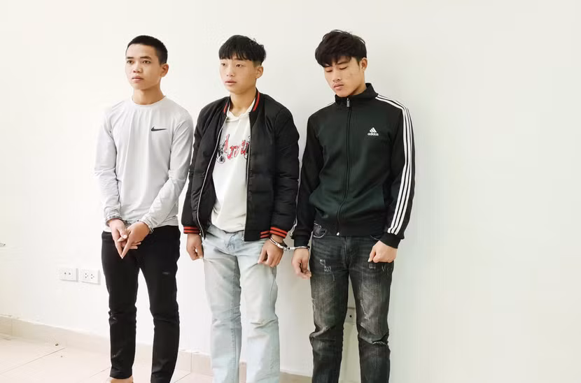 3 đối tượng hiện đang bị tạm giữ hình sự tại CAQ Nam Từ Liêm