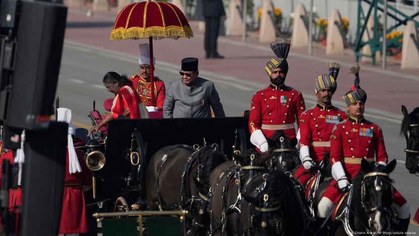 Tổng thống Ấn Độ Droupadi Murmu cùng Tổng thống Indonesia Prabowo Subianto dự lễ diễu hành mừng Ngày Cộng hòa tại New Delhi hôm 26-1-2025