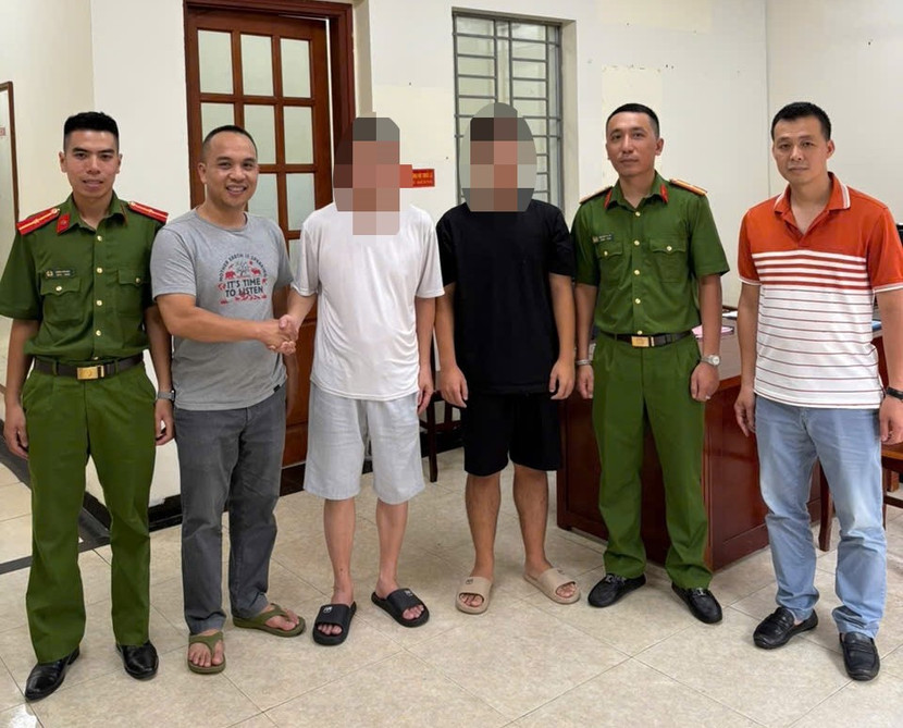 Tổ công tác CAP Bạch Mai tham gia cuộc kiếm tìm cháu Q.