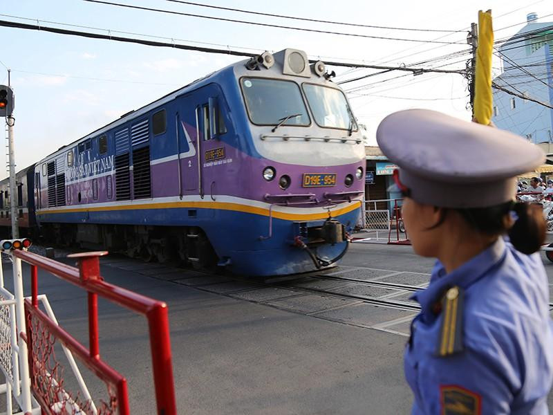 Bộ Tài chính đề xuất giảm phí sử dụng kết cấu hạ tầng đường sắt từ mức 8% xuống 4% doanh thu