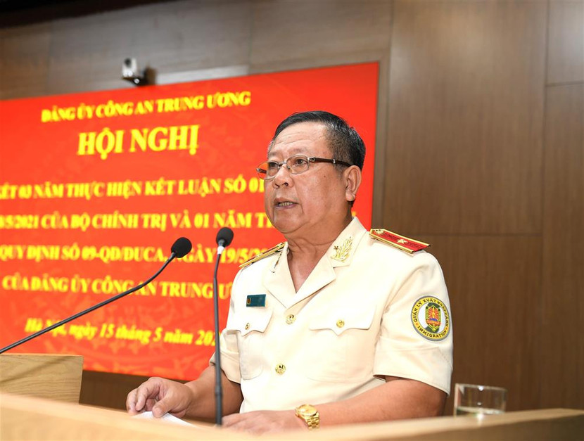 Các đại biểu phát biểu tại Hội nghị.