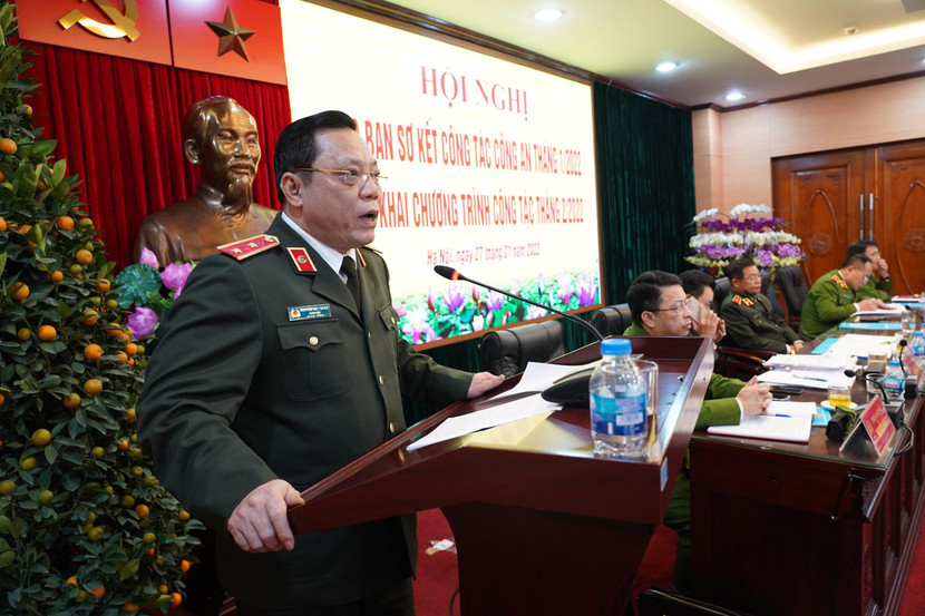 Trung tướng Nguyễn Hải Trung, Giám đốc CATP Hà Nội phát biểu chỉ đạo các đơn vị tập trung bảo đảm tuyệt đối an ninh, an toàn phục vụ nhân dân đón Xuân mới Nhâm Dần 2022 Trung tướng Nguyễn Hải Trung, Giám đốc CATP Hà Nội phát biểu chỉ đạo các đơn vị tập trung bảo đảm tuyệt đối an ninh, an toàn phục vụ nhân dân đón Xuân mới Nhâm Dần 2022