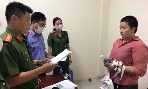 Đối tượng Nguyễn Thị Bích Thủy bị bắt về tội lừa đảo chiếm đoạt tài sản