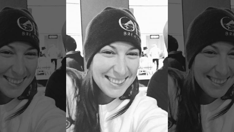 Dù nhanh chóng được đưa đi cấp cứu nhưng Babbit đã tử vong sau tại bệnh viện địa phương Dù nhanh chóng được đưa đi cấp cứu nhưng Babbit đã tử vong sau tại bệnh viện địa phương