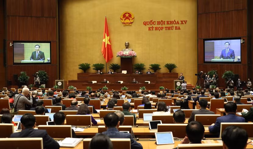 Quang cảnh phiên họp