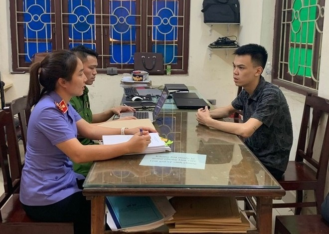 Cơ quan tố tụng đấu tranh với đối tượng Phạm Viết Trung