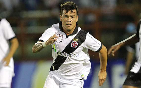 Cướp bồ trùm tội phạm, cầu thủ Brazil bị đánh trọng thương ảnh 1