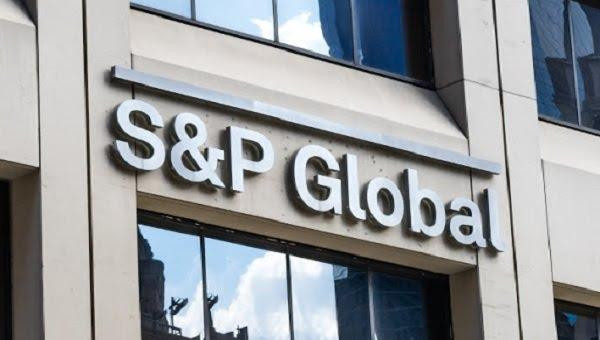 S&amp;P Global Ratings nâng xếp hạng tín nhiệm dài hạn của Việt Nam lên mức BB+