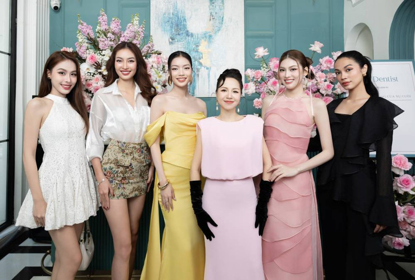 Dàn người đẹp nhà Sen Vàng cũng hội ngộ đầu xuân tại sự kiện