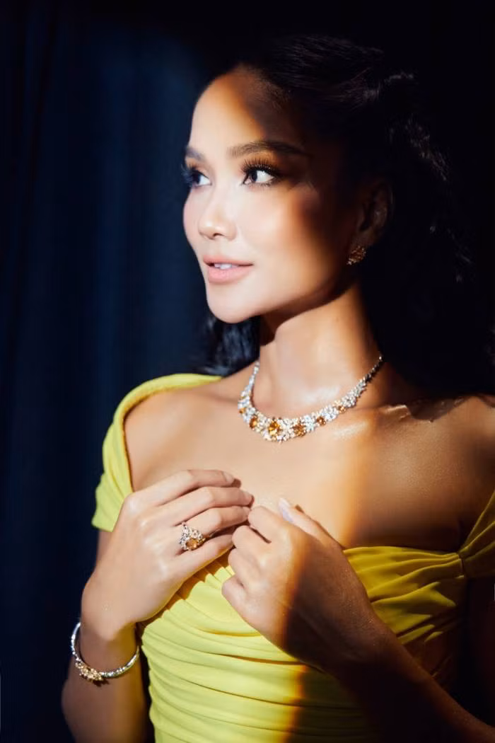 Khép lại VTV Awards 2024, H’Hen Niê có một ngày làm việc đầu năm đầy niềm vui và động lực