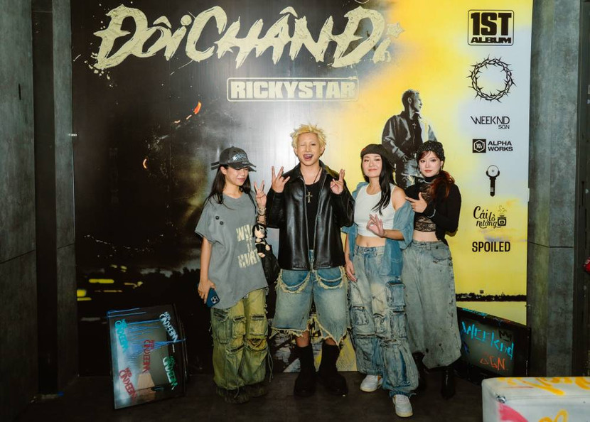 Tlinh, Hoàng Yến Chibi và Tuimi đến chúc mừng Ricky Star