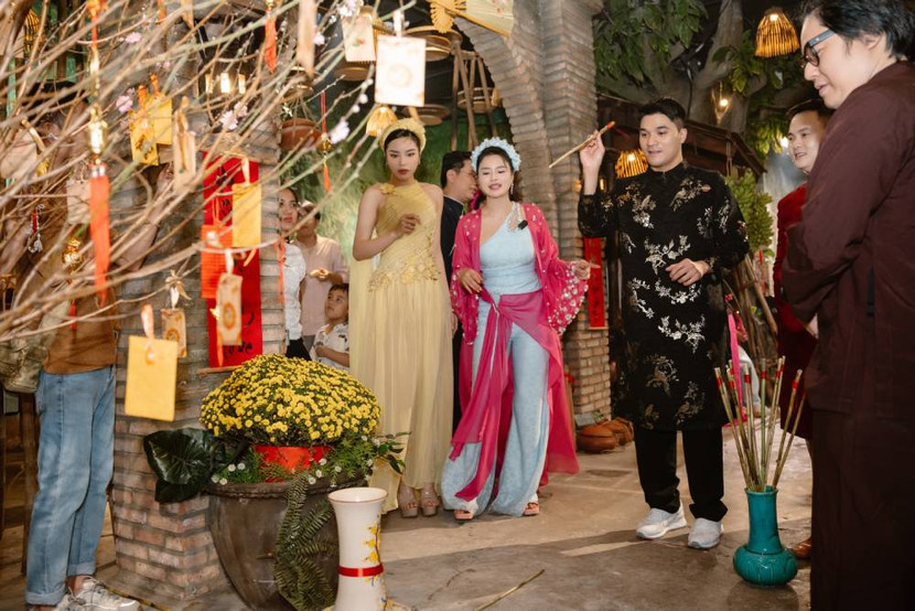 CEO Bảo Hoàng cũng thử sức tham gia trò chơi CEO Bảo Hoàng cũng thử sức tham gia trò chơi